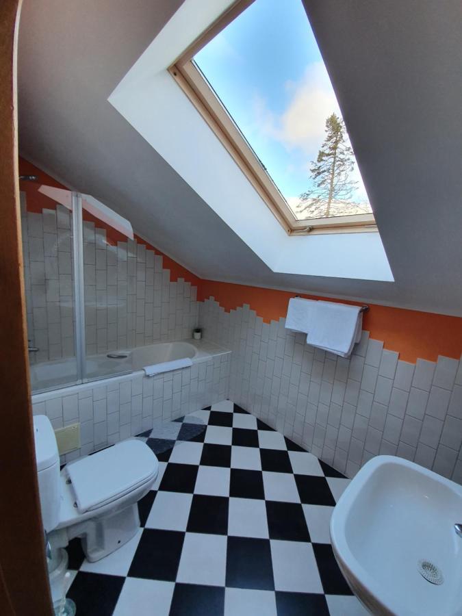 Hotel Pils With Self-Check In Sigulda Exterior foto