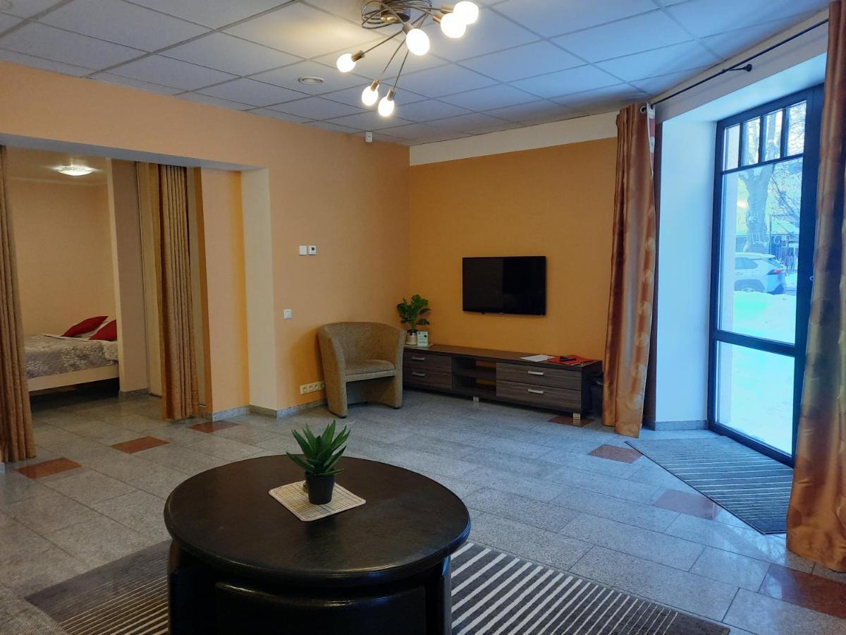 Hotel Pils With Self-Check In Sigulda Exterior foto